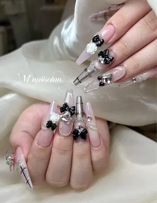 ネイル M🌷nail 長さだし専門店のネイルデザイン