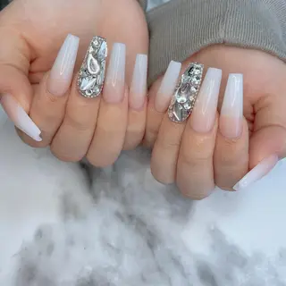 ネイル salon de belnetta所属・kayo 💅のネイルデザイン