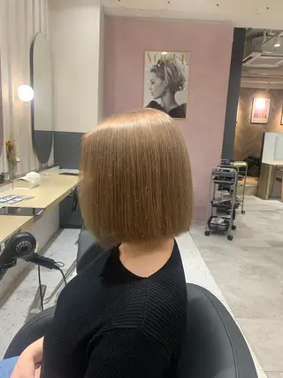 ショート カラー 🥀韓国ヘア🥀 宮津真菜のヘアスタイル