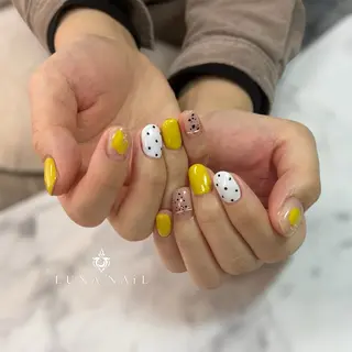 ネイル アトリエ　ミモザ所属・いまむら あかりのネイルデザイン