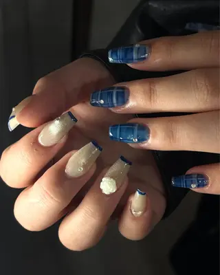 ネイル Haluca 長さ出し🍀のネイルデザイン