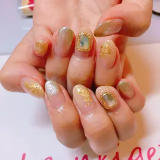 ネイル La neige* yuki 🥯🍑のネイルデザイン