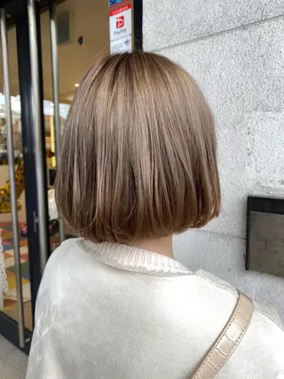 ショート カラー ボブ・レイヤーカット 吉敷航一のヘアスタイル