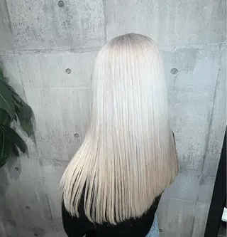 ミディアム カラー mimiiy梅田 中崎町ハイトーンのヘアスタイル