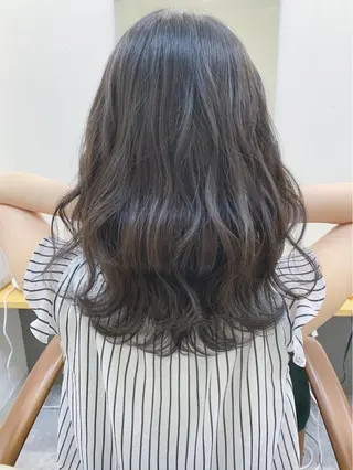 ミディアム H所属・H (エイチ) 烏丸御池店のヘアスタイル