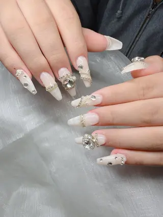 ネイル Lee Nailsのネイルデザイン