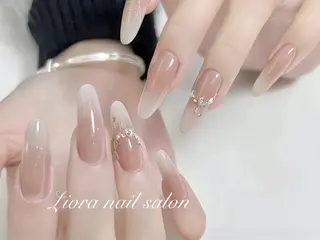 ネイル Liora nail 1のネイルデザイン