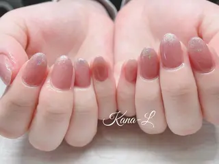 カラー ネイル 芦辺 香奈のネイルデザイン