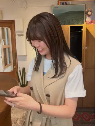 カラー aiko【艶カラー ・ミニモ年内で終了】のヘアスタイル