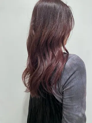 ロング カラー レイヤー・ナチュラル RUKUのヘアスタイル