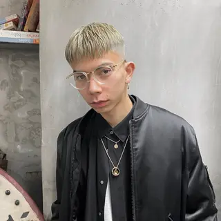 ショート カラー メンズ パーマ、髪質改善 カズマのヘアスタイル