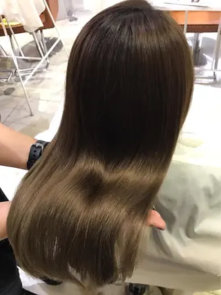 ロング ＨＩ ROのヘアスタイル