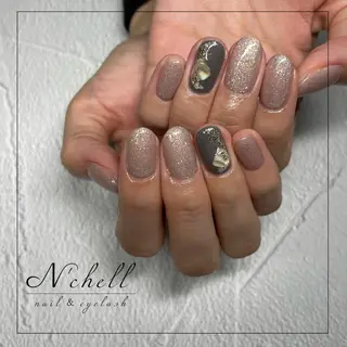 ネイル Nailist Aoiのネイルデザイン