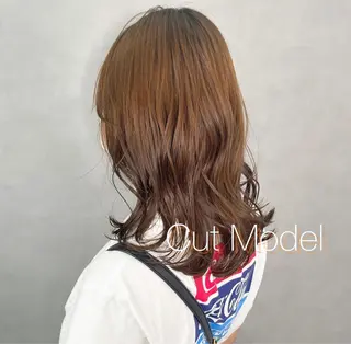 ミディアム ヘアアレンジ 伊藤 玲衣のヘアスタイル