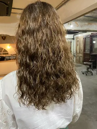 セミロング パーマ お任せヘア☘️☘️ 及川渚のヘアスタイル