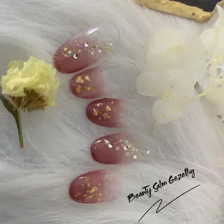 ネイル ビューティーサロン ヘゼリヒのネイルデザイン