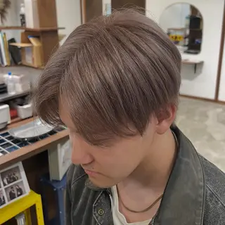 ショート カラー メンズ まろやかなベージュ 小池春樹のヘアスタイル