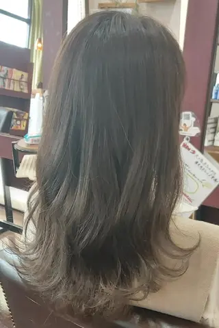 ロング 山田 一輝のヘアスタイル