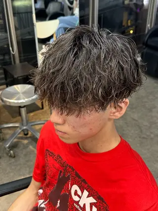 パーマ メンズ fifth men's原宿所属・fifth/原宿/ シャドウパーマ/カズのヘアスタイル