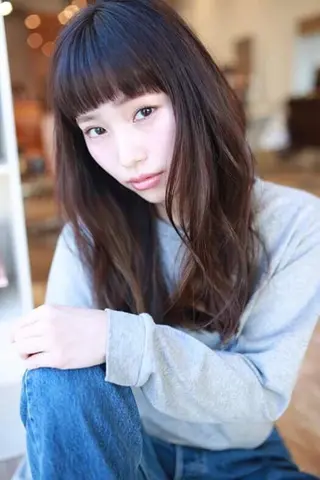 ロング カラー パーマ ✖️リーアキト LEEAKITO✖️のヘアスタイル