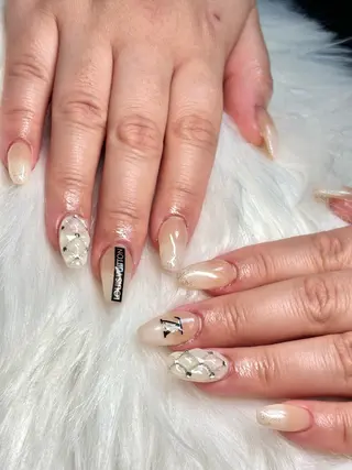 ミディアム kurumi nailのネイルデザイン