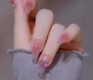 ネイル The Oneのネイルデザイン