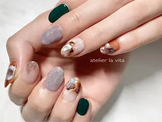 ネイル atelier la vita所属・lavita. mimuraのネイルデザイン
