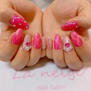 ネイル La neige* yuki 🥯🍑のネイルデザイン