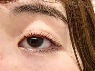 マツエク・マツパ Cheri所属・きし かりんの眉毛・アイブロウイメージ