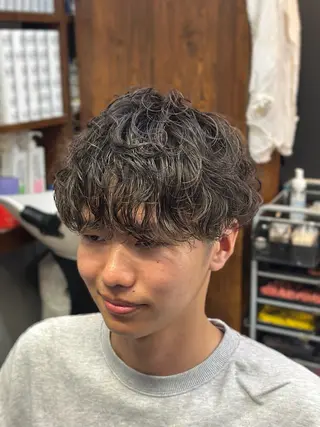 ミディアム パーマ メンズ 江島 浩紀のヘアスタイル