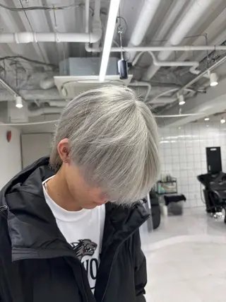 カラー メンズ パーマ&ブリーチ /飯牟田/GEAR.のヘアスタイル