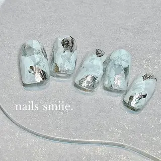 ネイル nails smiie.のネイルデザイン
