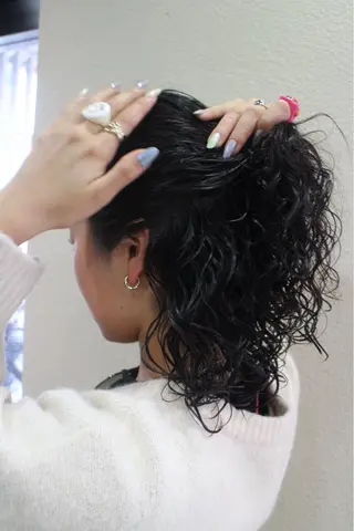 セミロング パーマ カーリーパーマ/ 透明ｶﾗｰ/MIKUのヘアスタイル