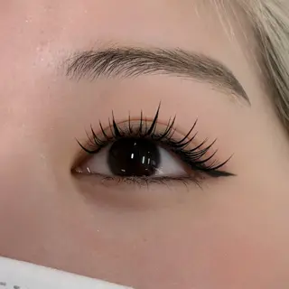 マツエク・マツパ 艶髪カラー💙ྀི/ アイ兼任👀/ミナルのマツエク・マツパデザイン