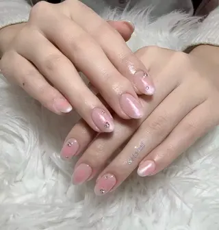 ネイル &ME Momoのネイルデザイン