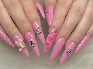 ネイル Le freak アイザワのネイルデザイン