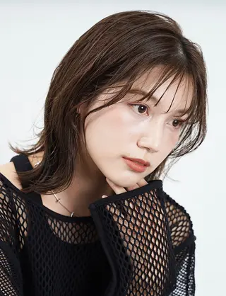 ミディアム hoNua. 栄/透明感カラーのヘアスタイル