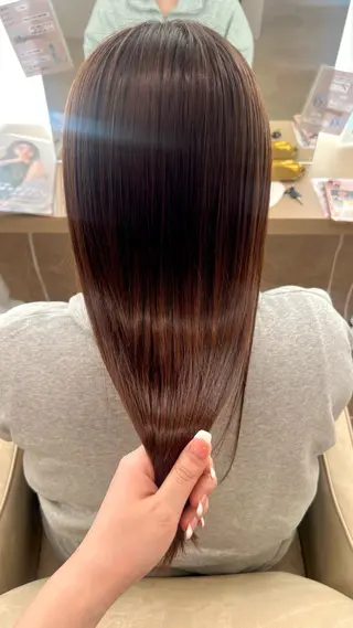 ロング カラー 山下 稚葉 艶髪/透明感カラーのヘアスタイル