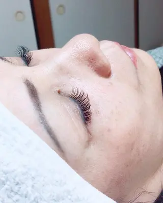 ロング カラー パーマ ヘアアレンジ キッズ ネイル マツエク・マツパ brille ~eyelash~のマツエク・マツパデザイン