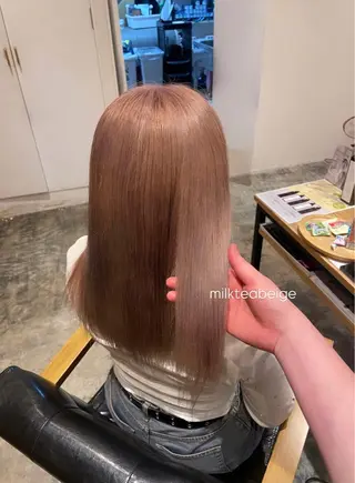 ロング ⋆*ブリーチカラ ー/愛佳.⋆𝜗𝜚のヘアスタイル