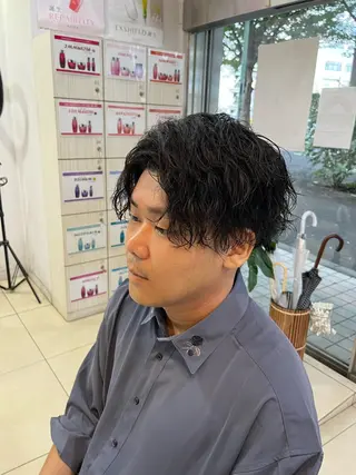 ミディアム パーマ メンズ 韓国風メンズ/毛流れ ヘアなら須田龍世のヘアスタイル
