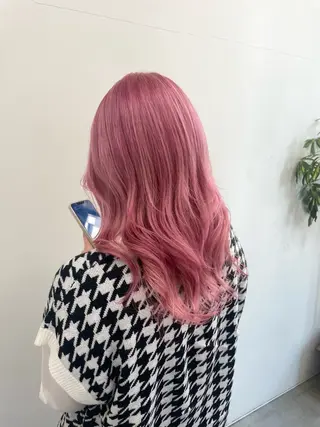 ミディアム カラー KOTOMI .のヘアスタイル