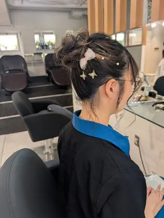 ミディアム カラー ヘアアレンジ insence glue所属・和髪もできる崩れない 盛れるヘアメ🌻弥生のヘアスタイル