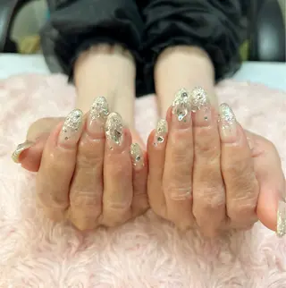 ネイル GＬA D所属・ＧＬAD グラットのネイルデザイン