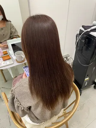 セミロング カラー 山下 悠月のヘアスタイル