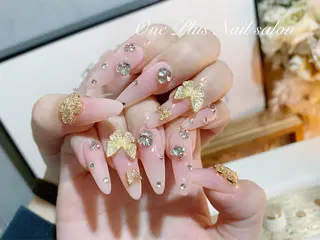ネイル One Plus Nail Salonのネイルデザイン