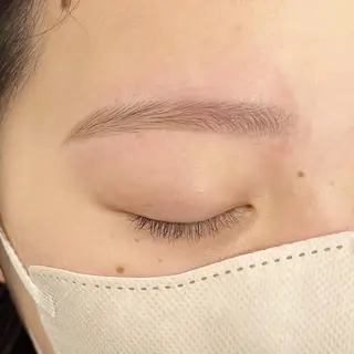 セミロング カラー パーマ ヘアアレンジ メンズ キッズ ネイル マツエク・マツパ アイブロウ elblink　/ risaのマツエク・マツパデザイン