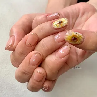 ミディアム pllia beautyのネイルデザイン