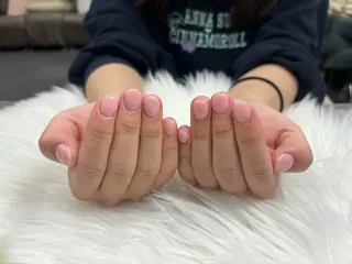 ネイル 秋丸 莉奈のネイルデザイン