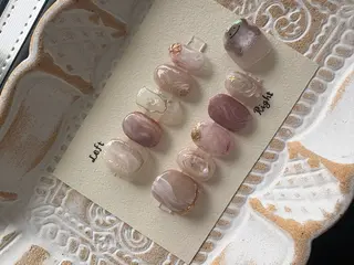 ネイル 🌲🌳🚪iiit o🌲🌳🌲のネイルデザイン